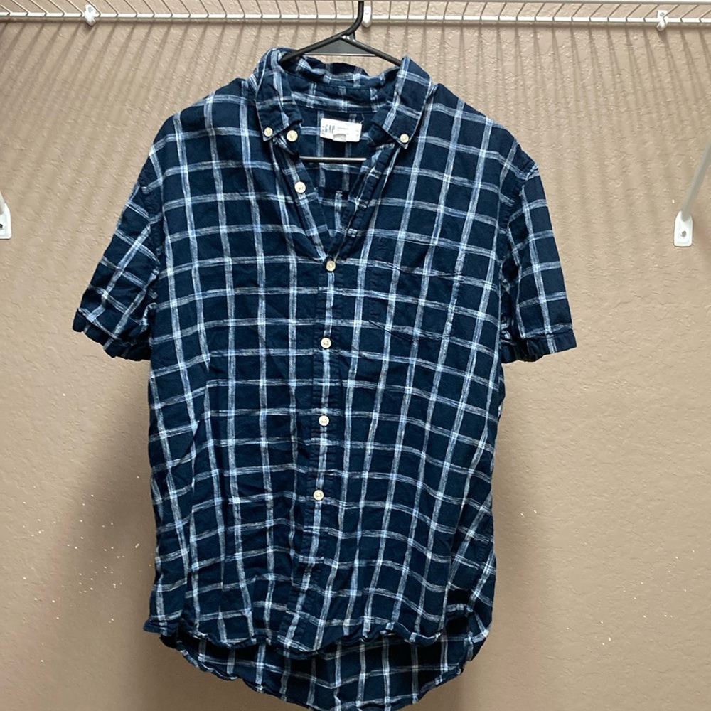 Gap Standard Fit Short Sleeve Shirt in Linen-Cotton